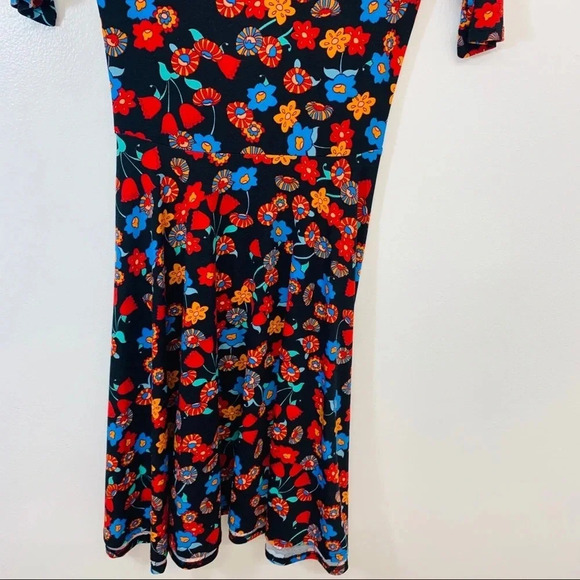 Lula Roe Dress XS Fit & Flare Red Floral H26 - Picture 3 of 10